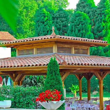 Hotel Restaurant Txistulari Итчасу Екстериор снимка